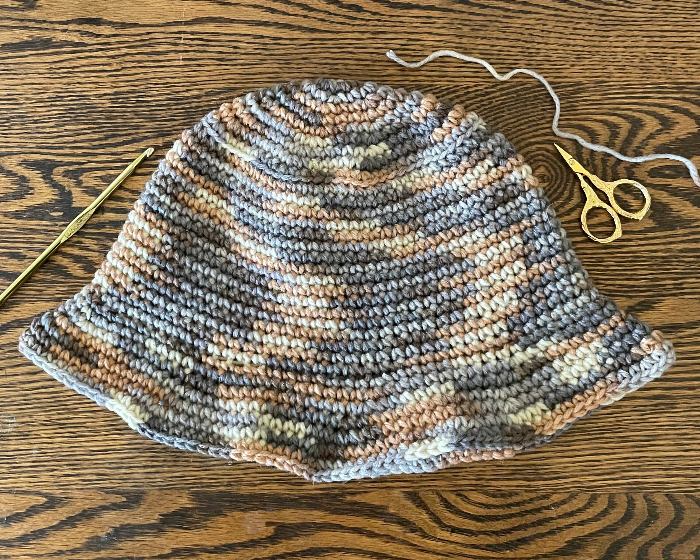 Trendy Bucket Hat Crochet Pattern - 3 Adult Sizes - Instant Download