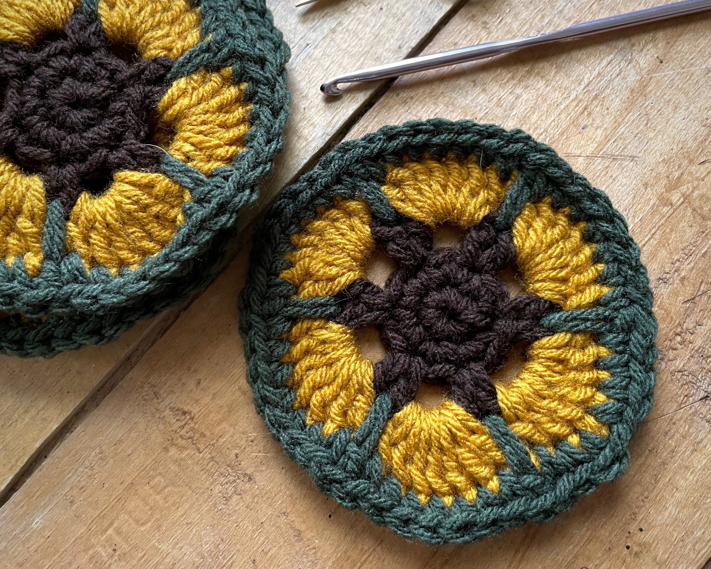Retro Sunflower Coaster Crochet Pattern - Digital Download